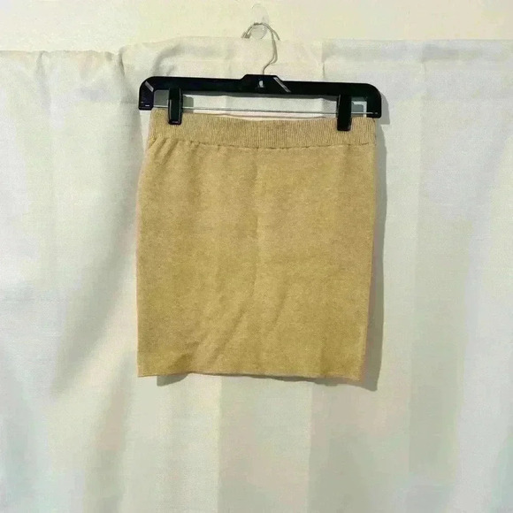 Forever 21 Sweater-Knit Mini Skirt - Picture 2 of 4